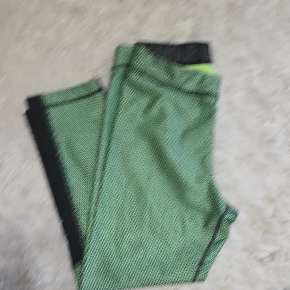 Under Armour Green and Black Leggings Athletic Performance